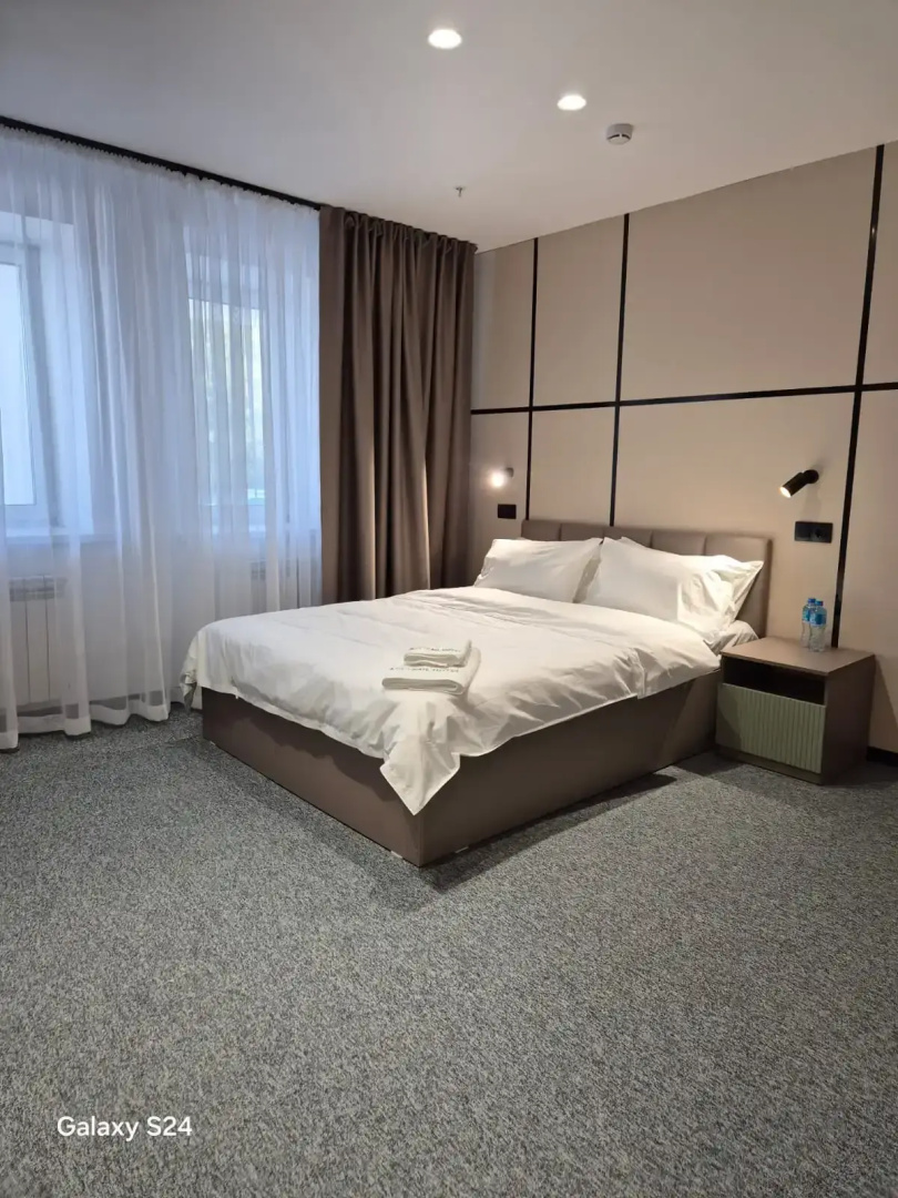 Отель Set Sail Hotel