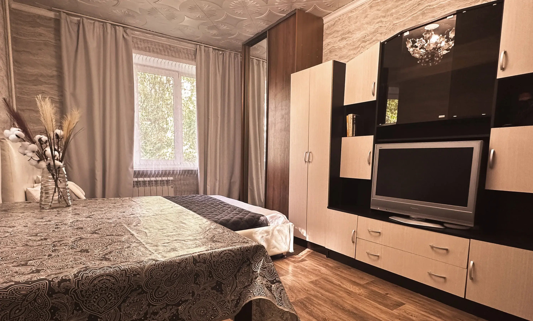 Апартаменты Двухкомнатные апартаменты на Каховской