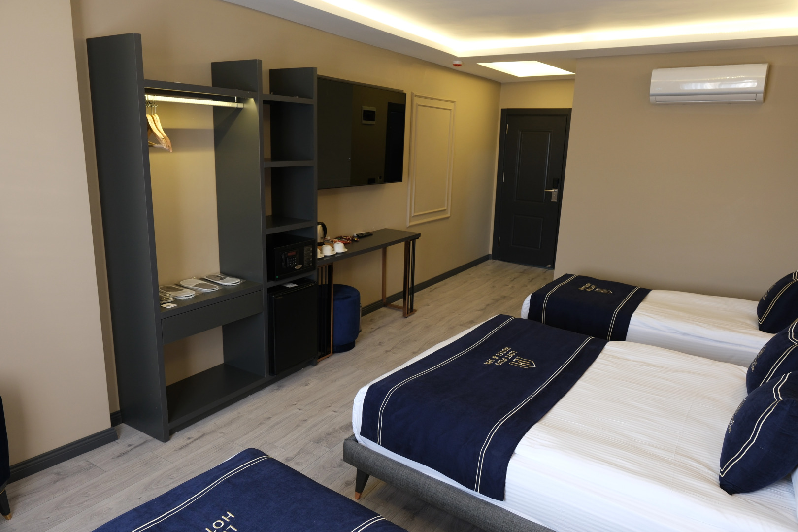 Отель Loft Plus