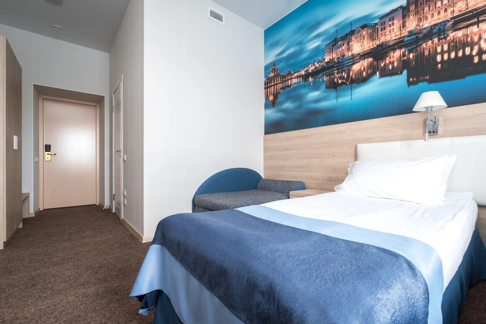 Отель Северная Корона