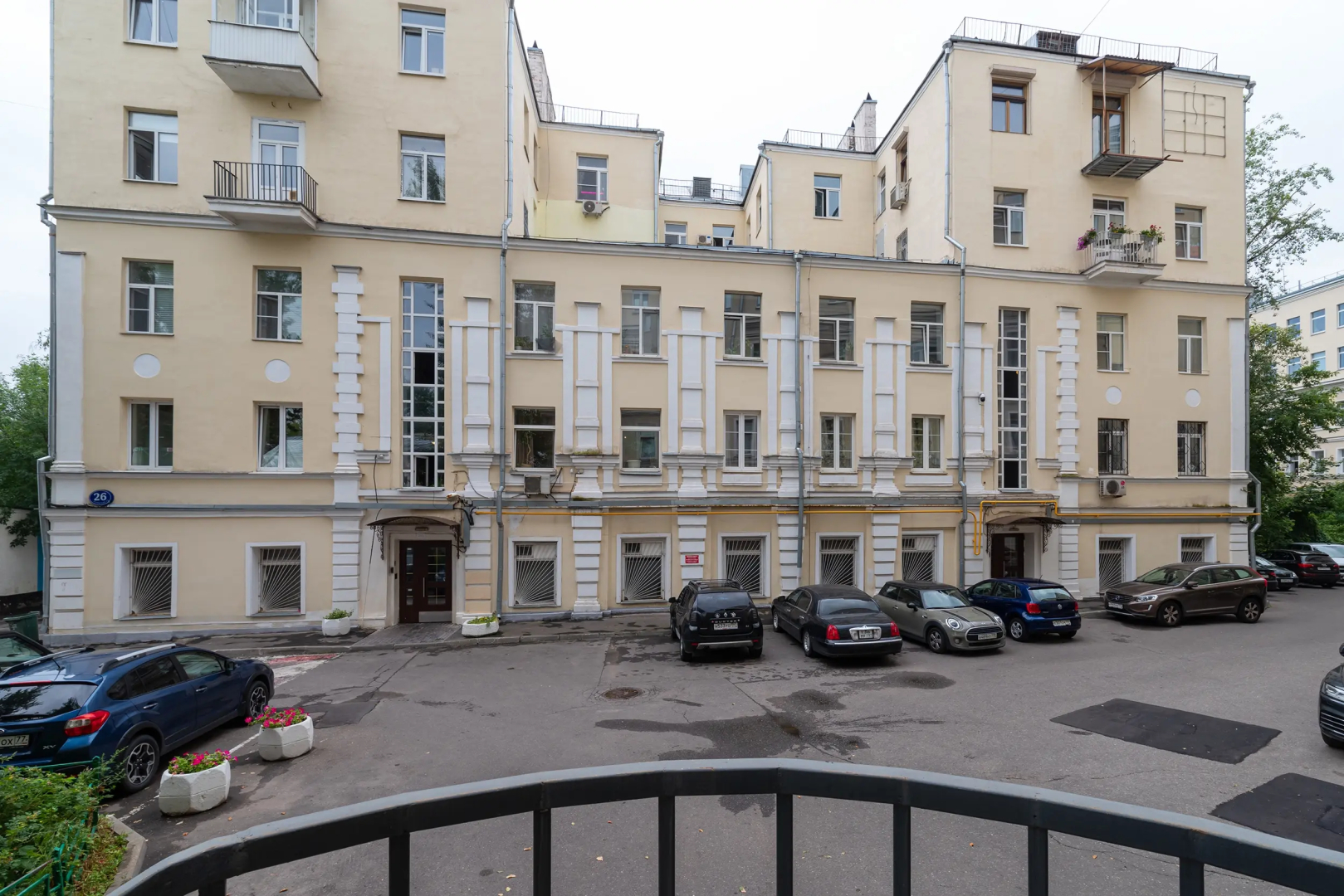 Апартаменты двухкомнатные в историческом центре Москвы