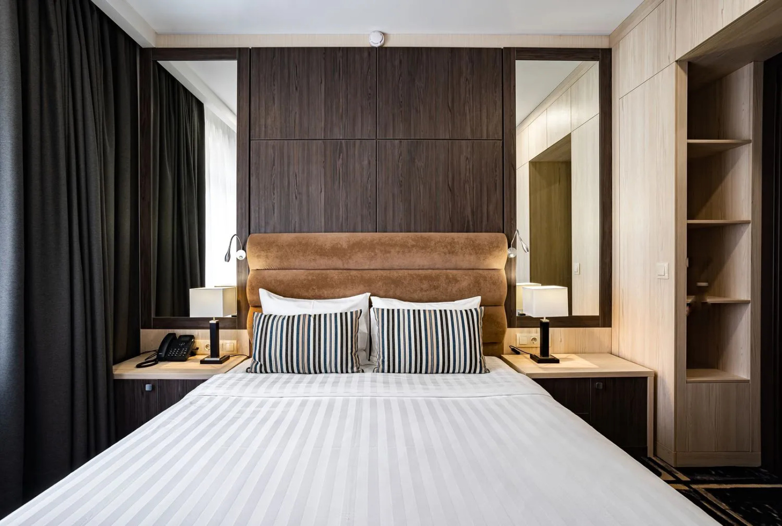 Апарт-Отель Ramada hotel&suites by Wyndham Novosibirsk Zhukovka