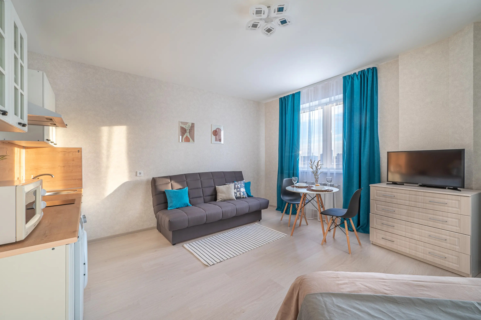 Квартира Просторная и современная студия рядом с метро