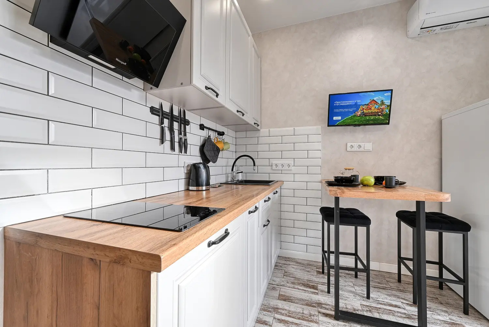 Квартира студия с террасой и видом на горы Я на море