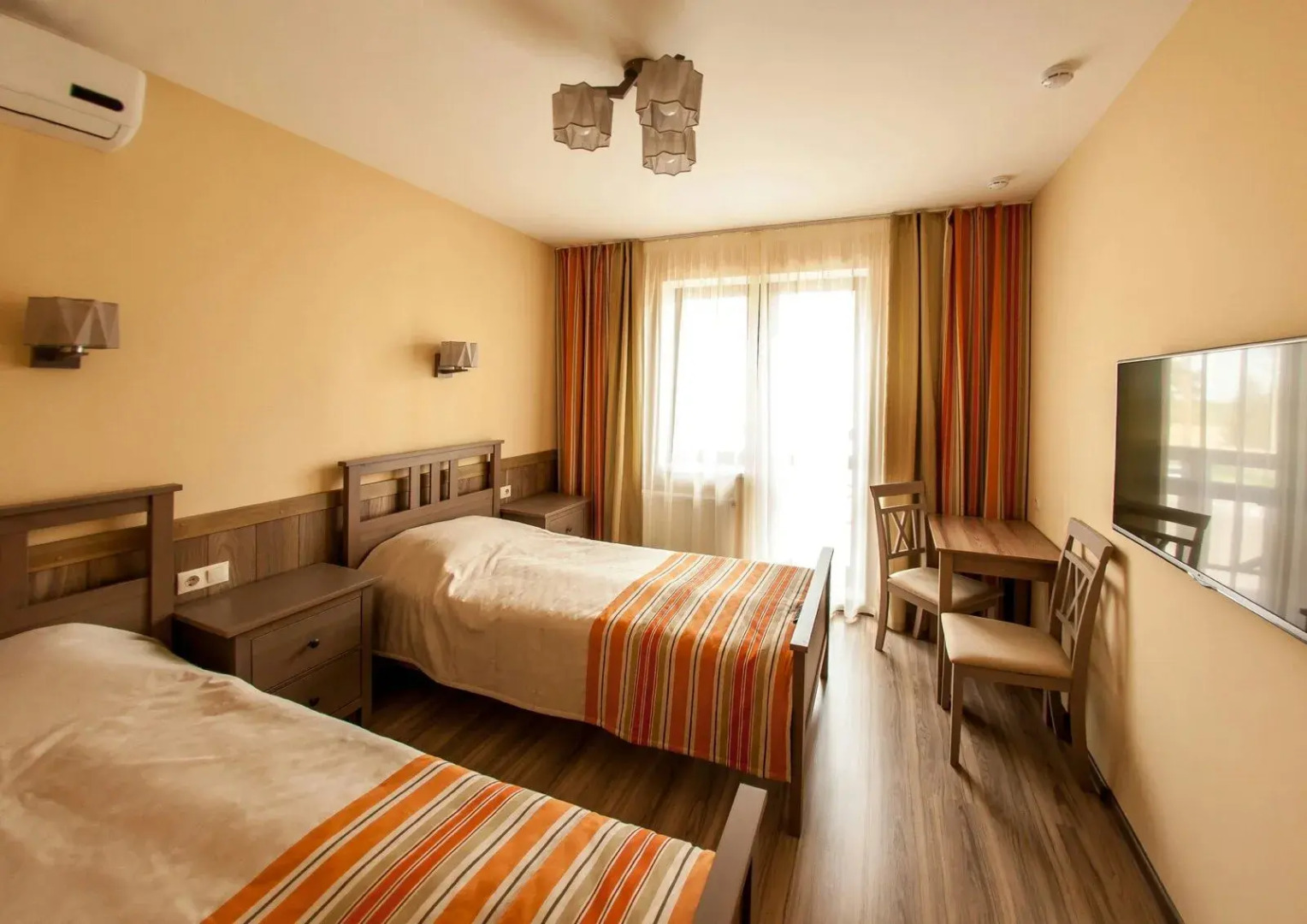 Отель Прованс