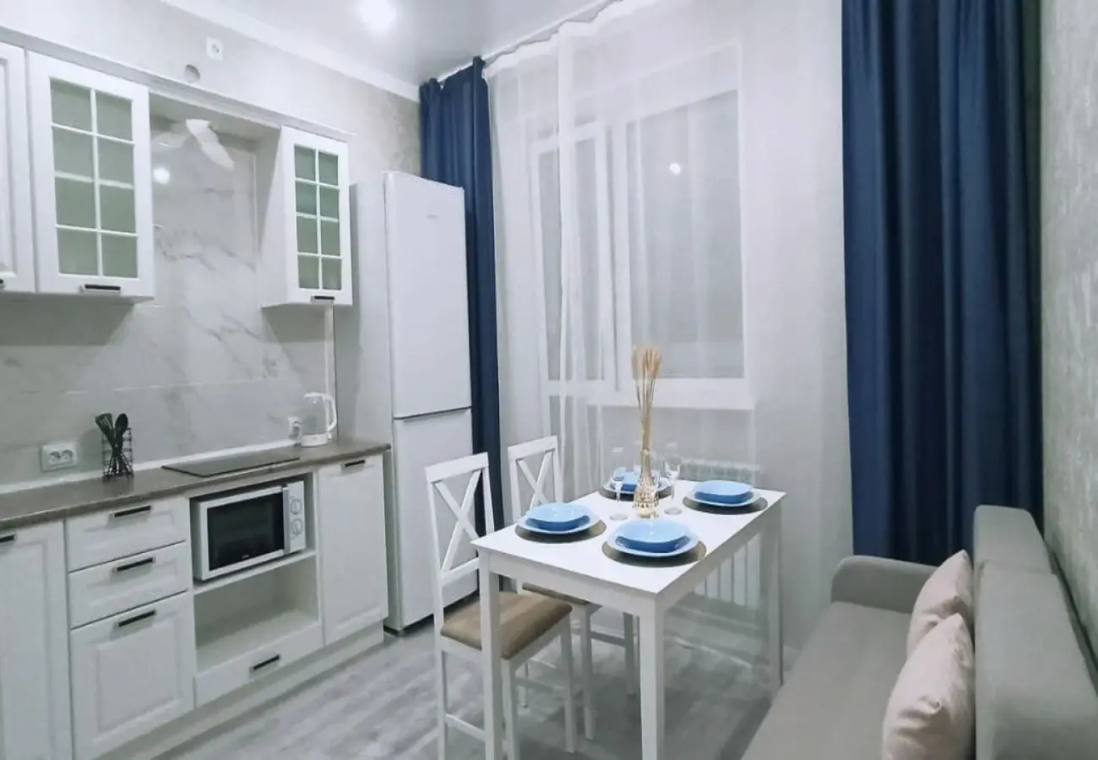 Апартаменты на Советской 105А, 12 этаж, Классика