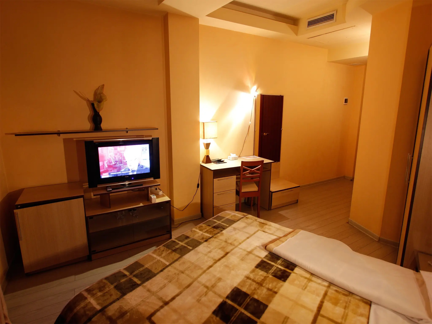 Armenian Village Park Hotel