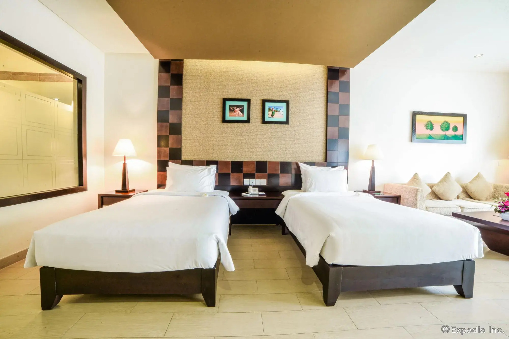 Отель Olalani Resort and Condotel