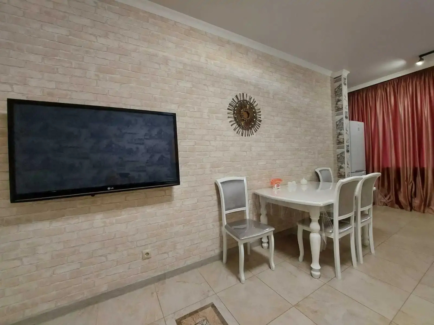 Апартаменты 5 звезд на Билара Кабалоева