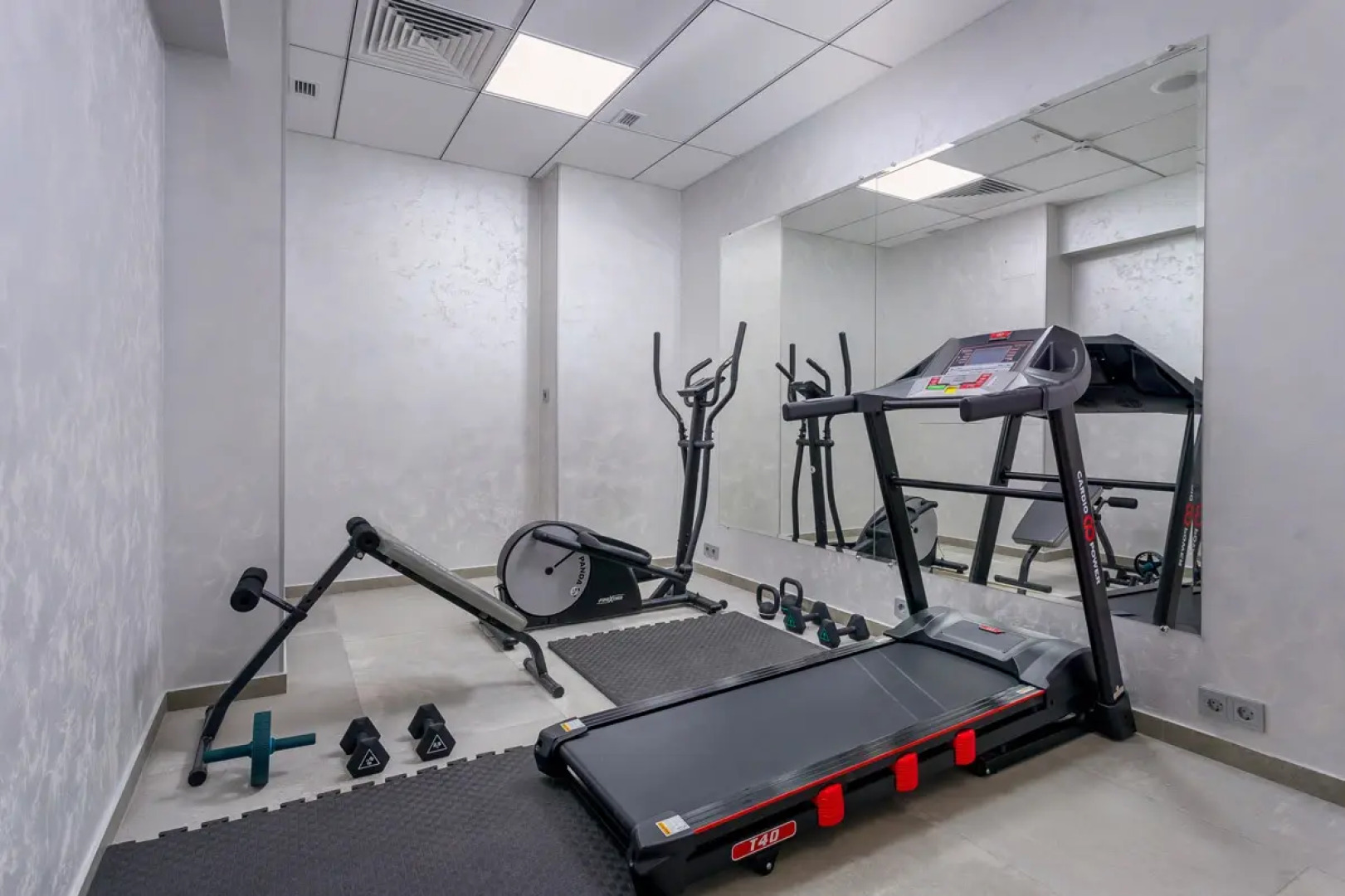 Отель Голд Инн Гарден