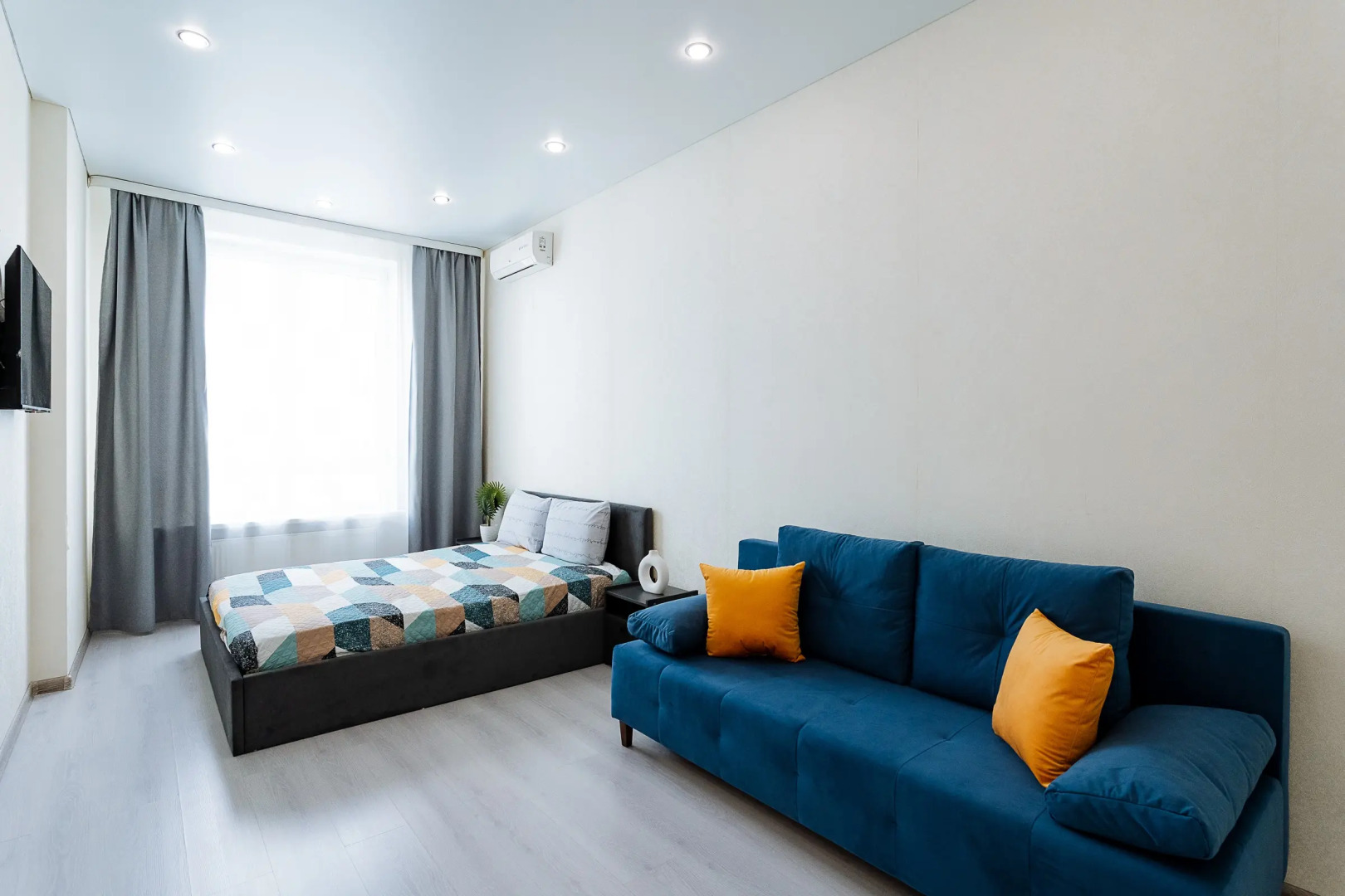 Апартаменты с отдельной кухней в ЖК Эрмитаж (Горсовет, Планета)