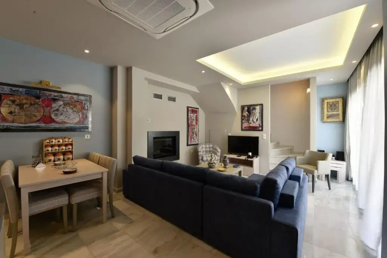 Отель Alexander Mountain Resort