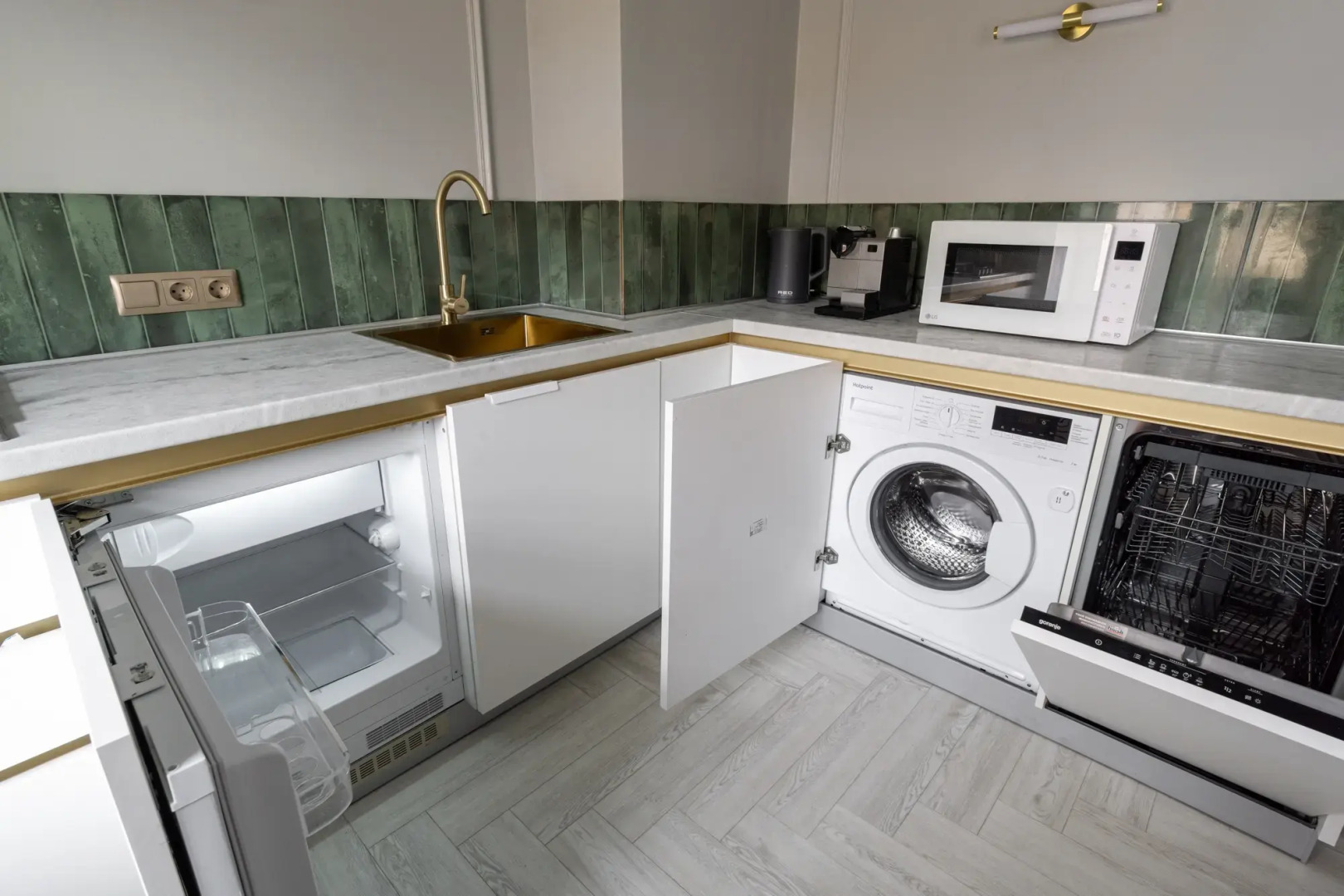 Апартаменты в Доме-Памятнике Дом имени Гоголя в Самом Центре Санкт-Петербурга