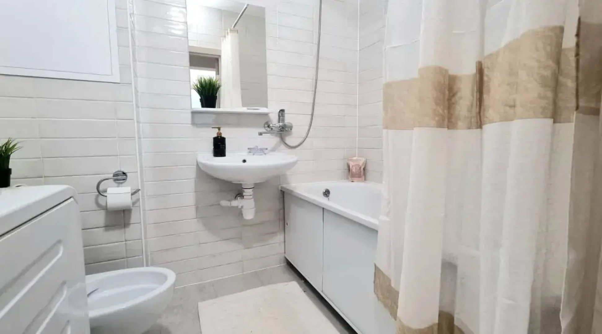 Однокомнатная квартира Natali apart в ЖК Зеленая Вертикаль на метро Лесопарковая