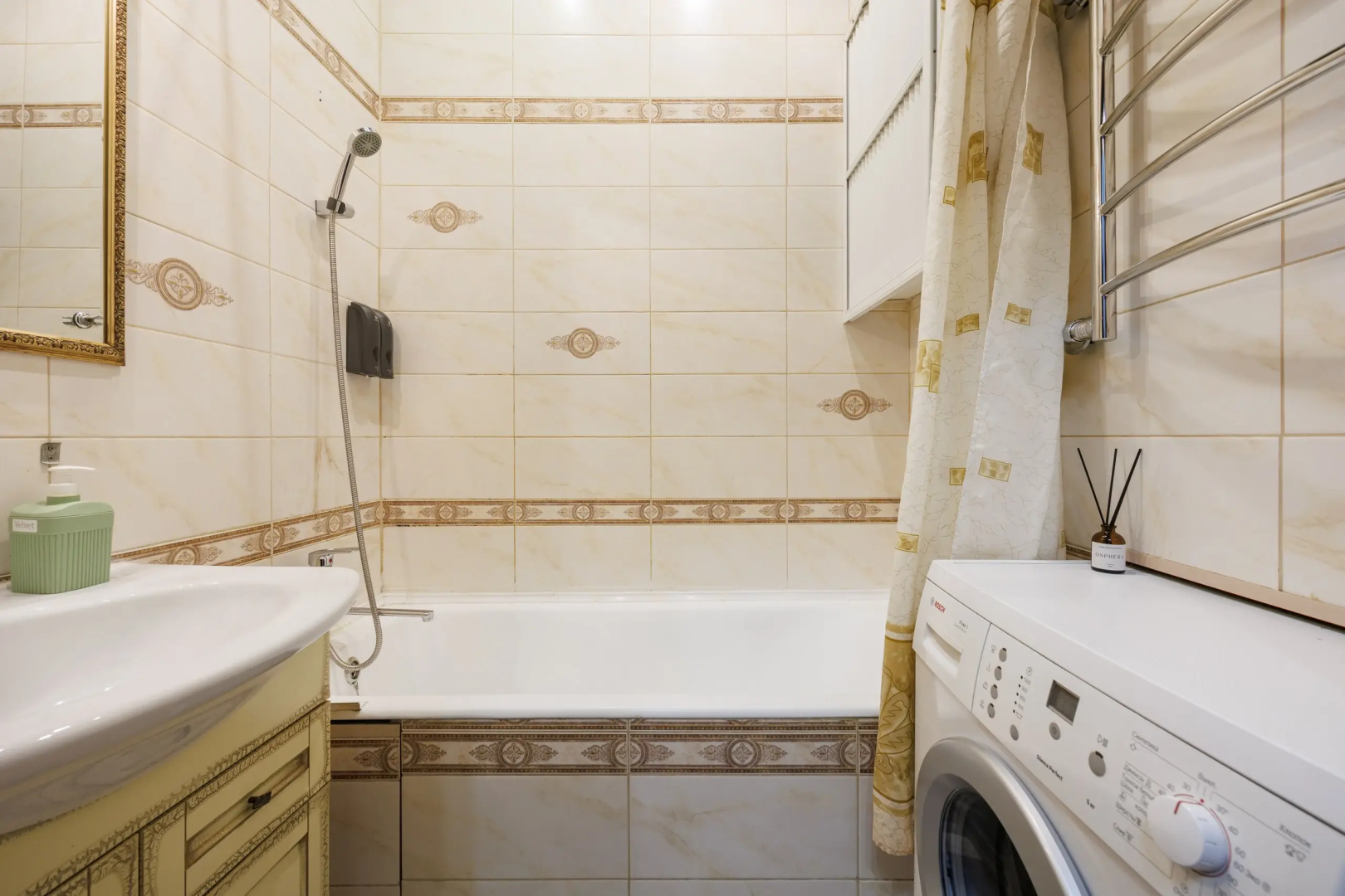 Апартаменты 2 спальни у Казанского собора 8 гостей