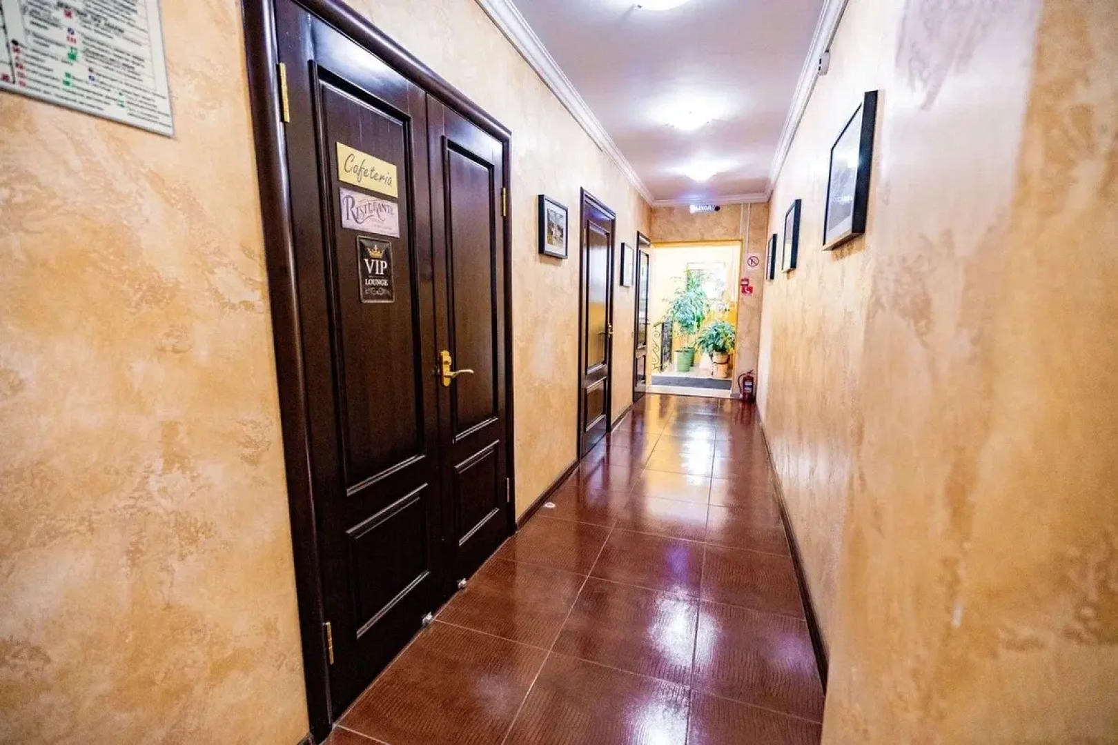 Отель На Вайнера