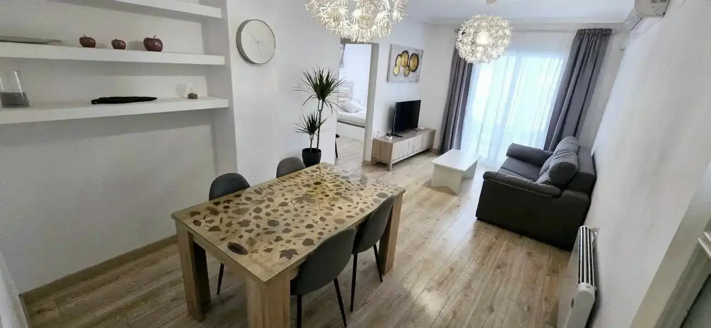 Апартаменты Almudena