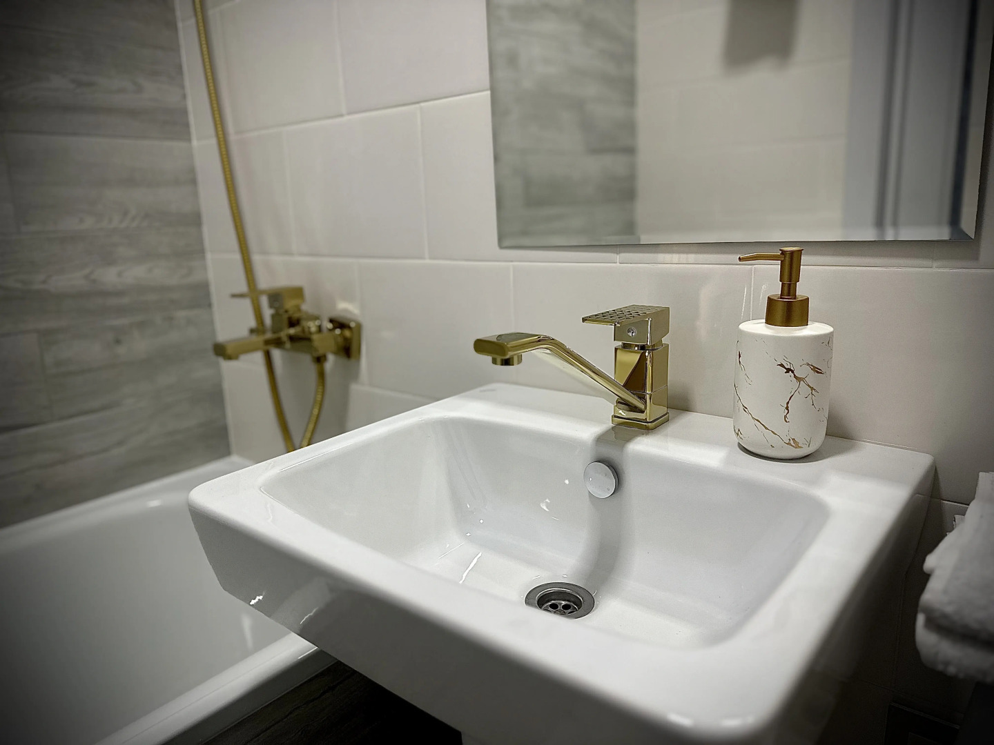 Апартаменты Волга