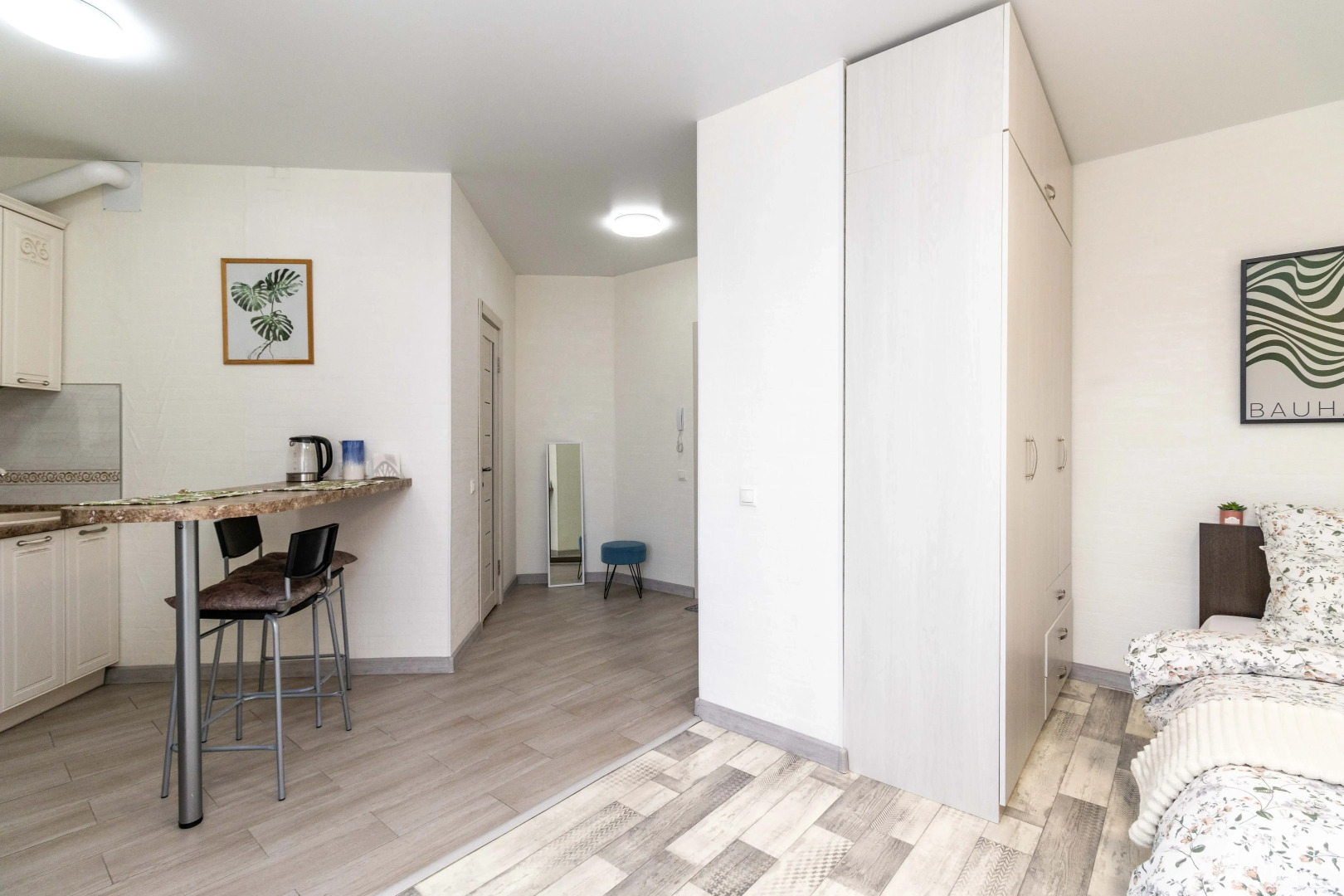 Квартира университетская 49