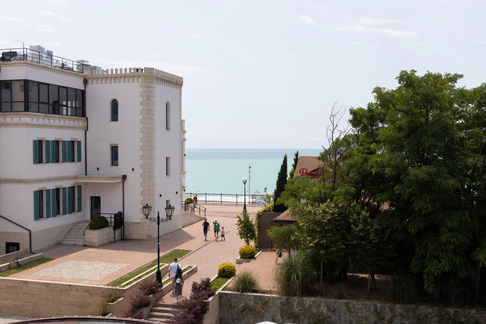 Отель Кавказ