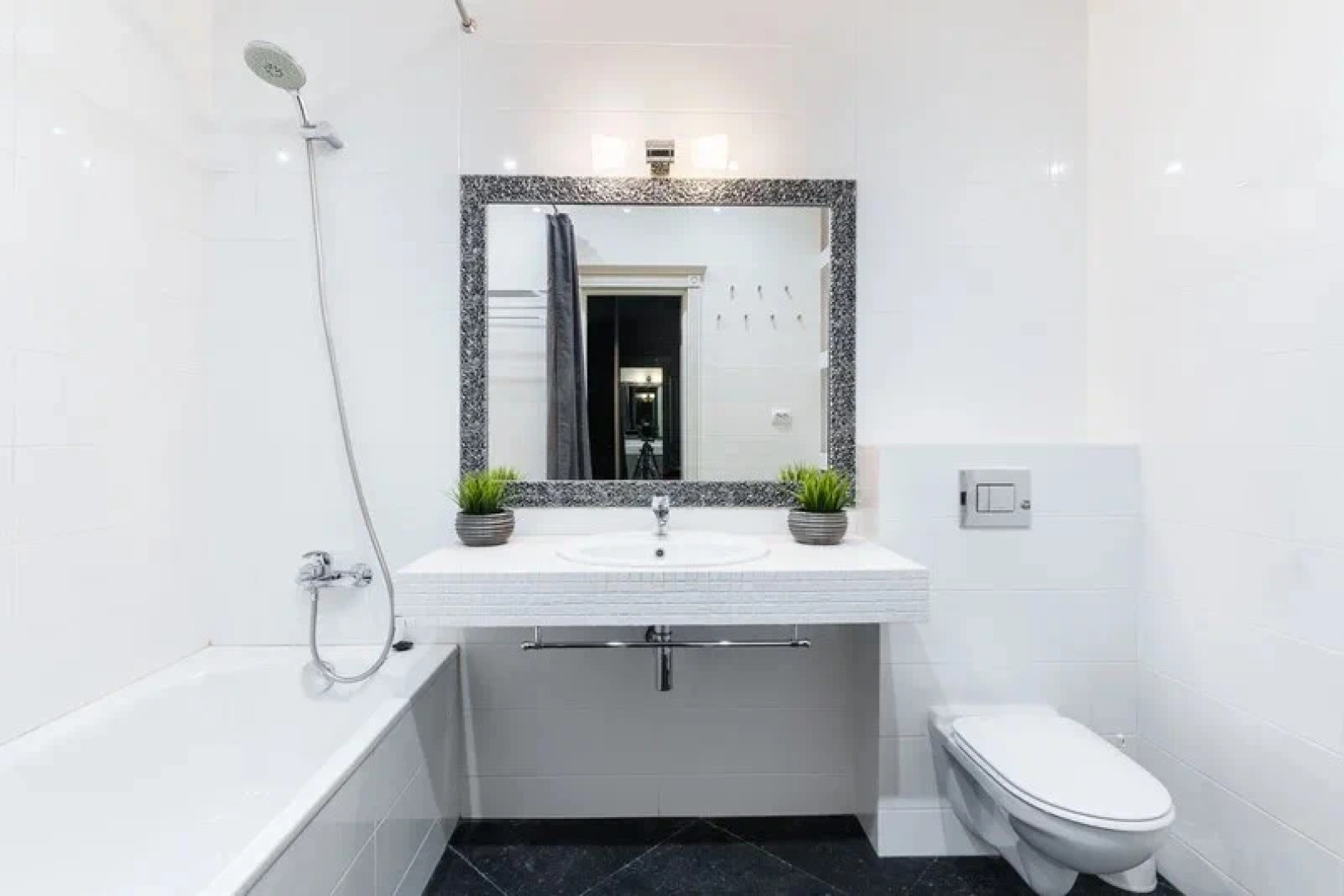 Квартира в ЖК Каскад на Скрыганова 4А