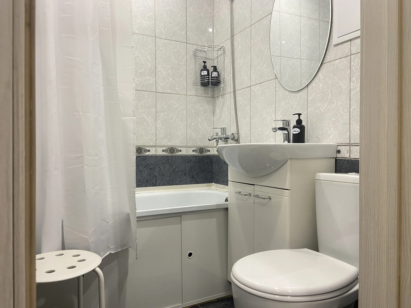 Апартаменты 1-я Жилая 9