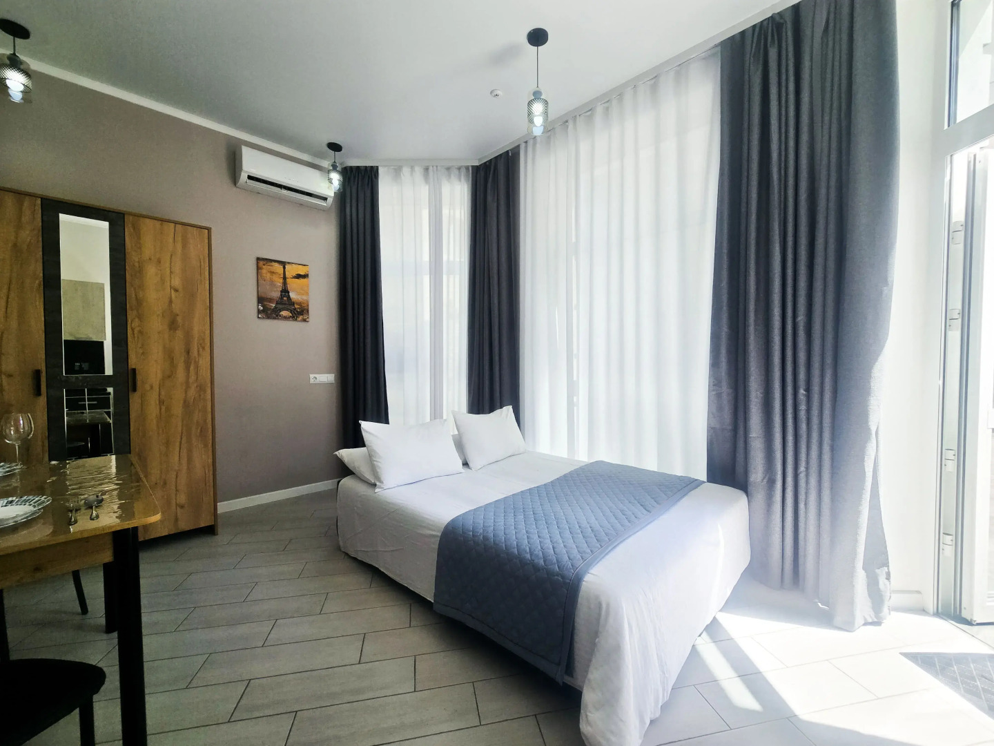 Квартира на 1м этаже со своей зоной отдыха и оборудованной кухней