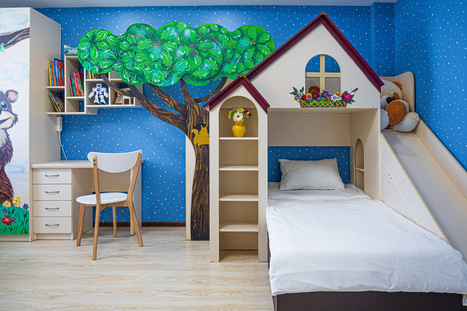 Квартира 100-метровая 3-х комнатная в современном районе