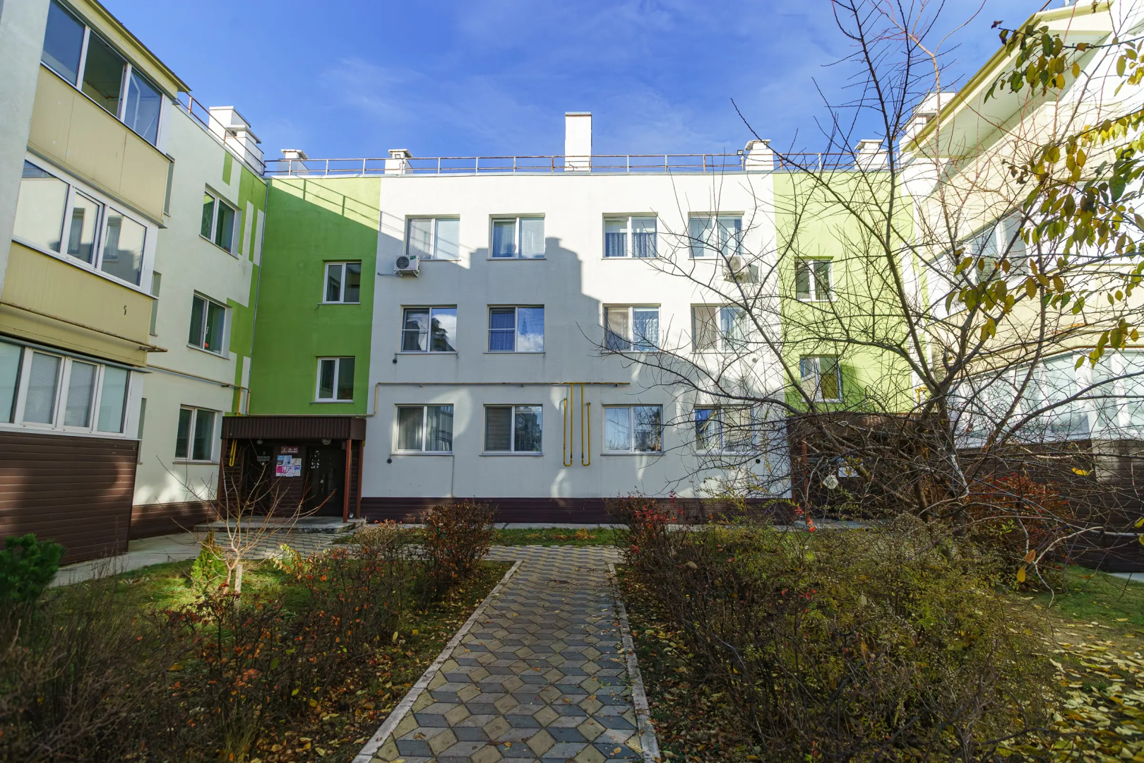 Квартира комфоpтнaя в новостpойкe для рaботы и отдыхa.