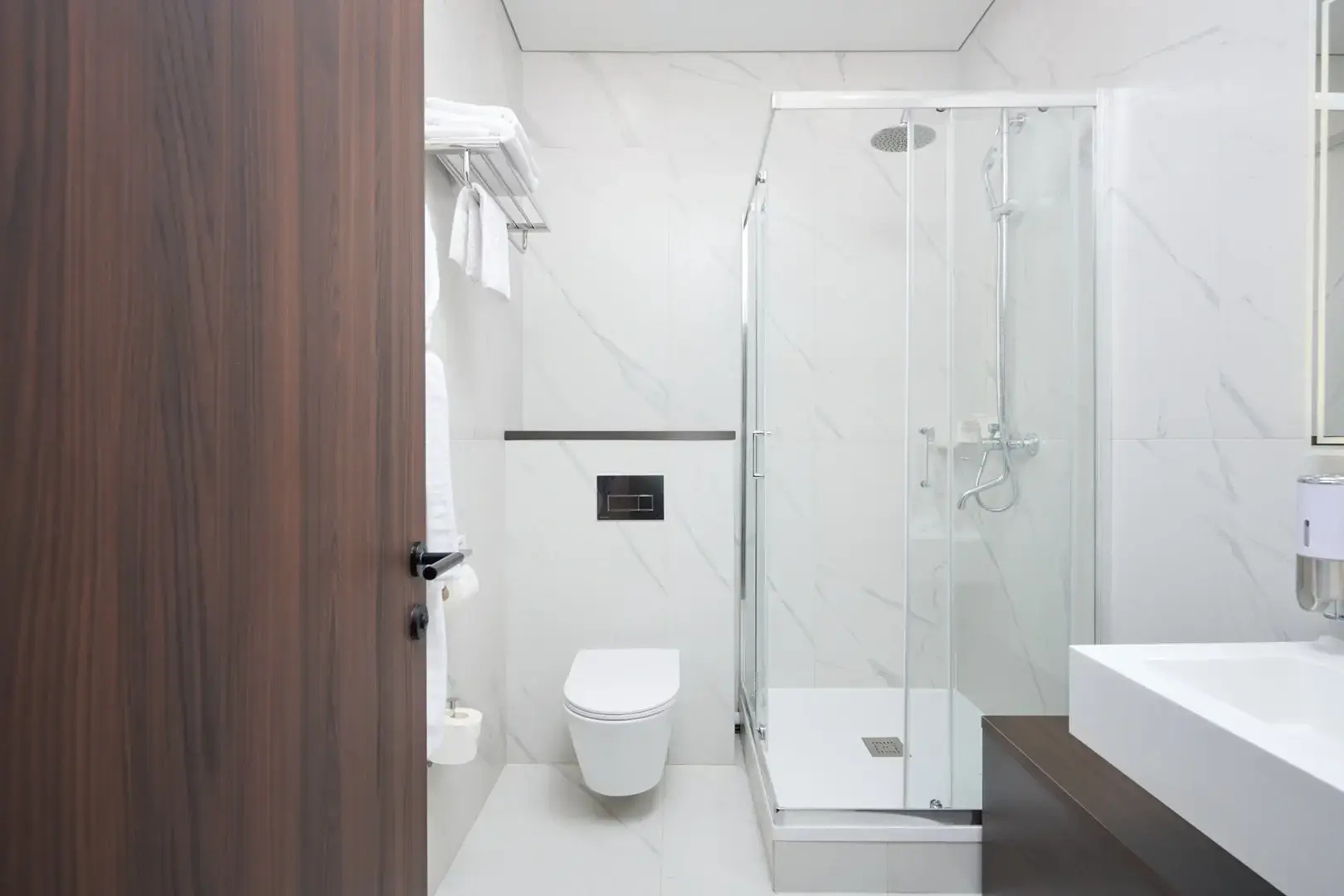 Отель Aura CityHotel