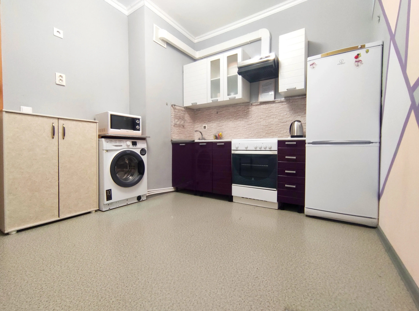 Квартира двухкомнатная рядом с ЖД Вокзалом и КФС