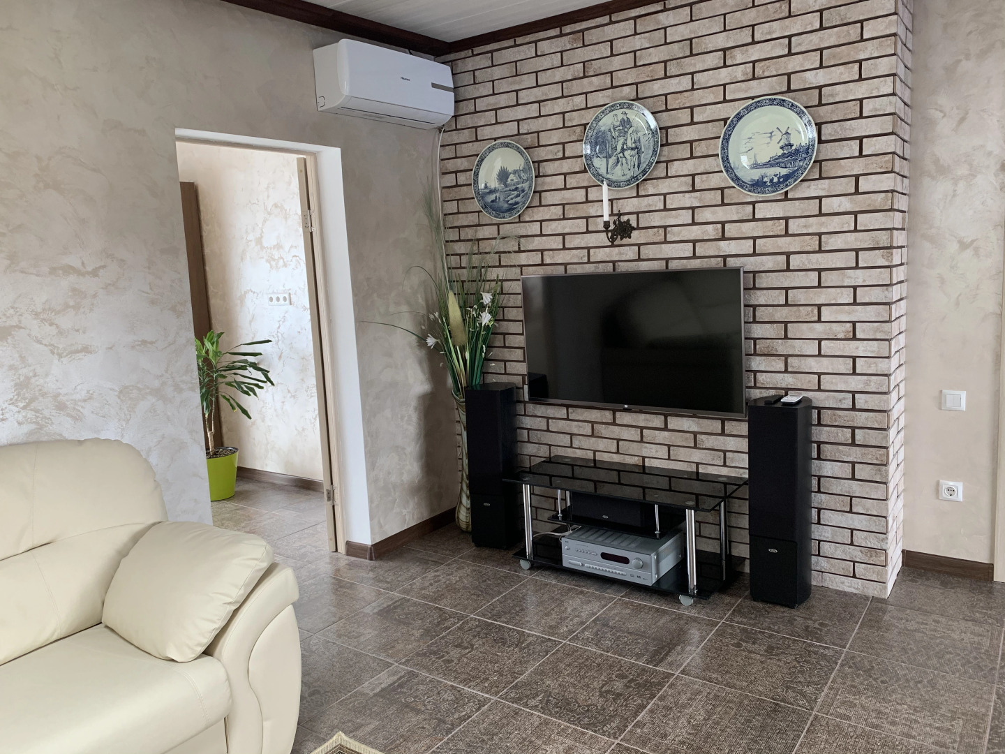 Вилла Дом с бассейном