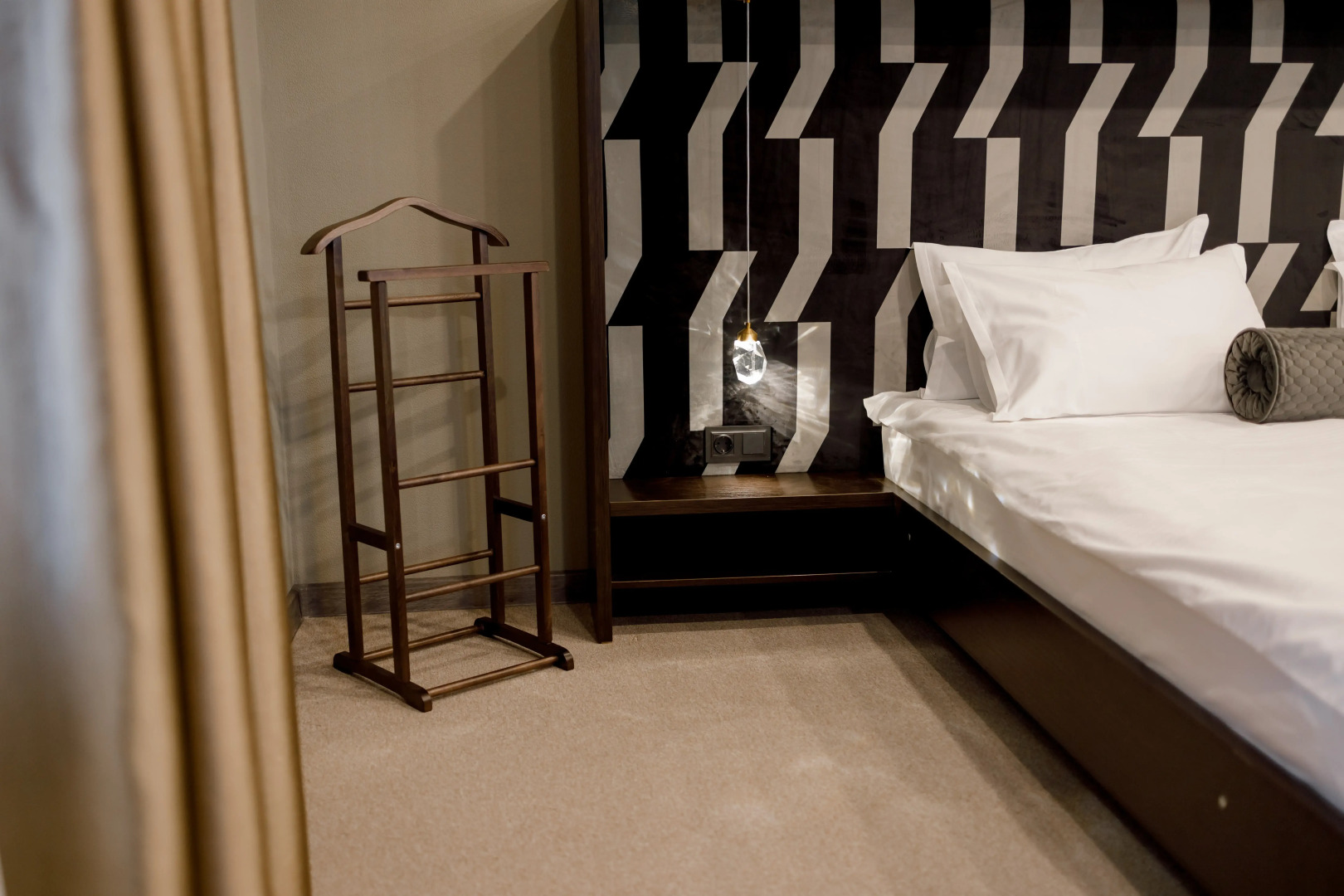 Отель Green Roof