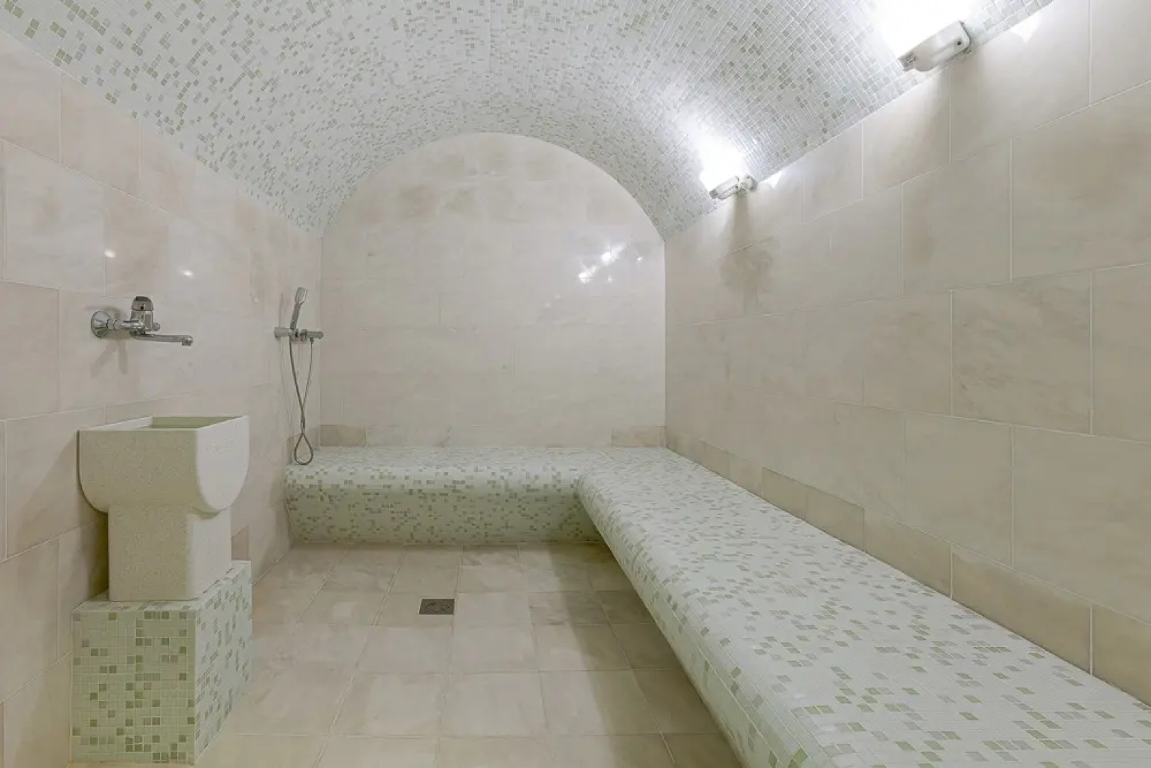 Отель Курорт Грейс Люксор Волга Конгресс