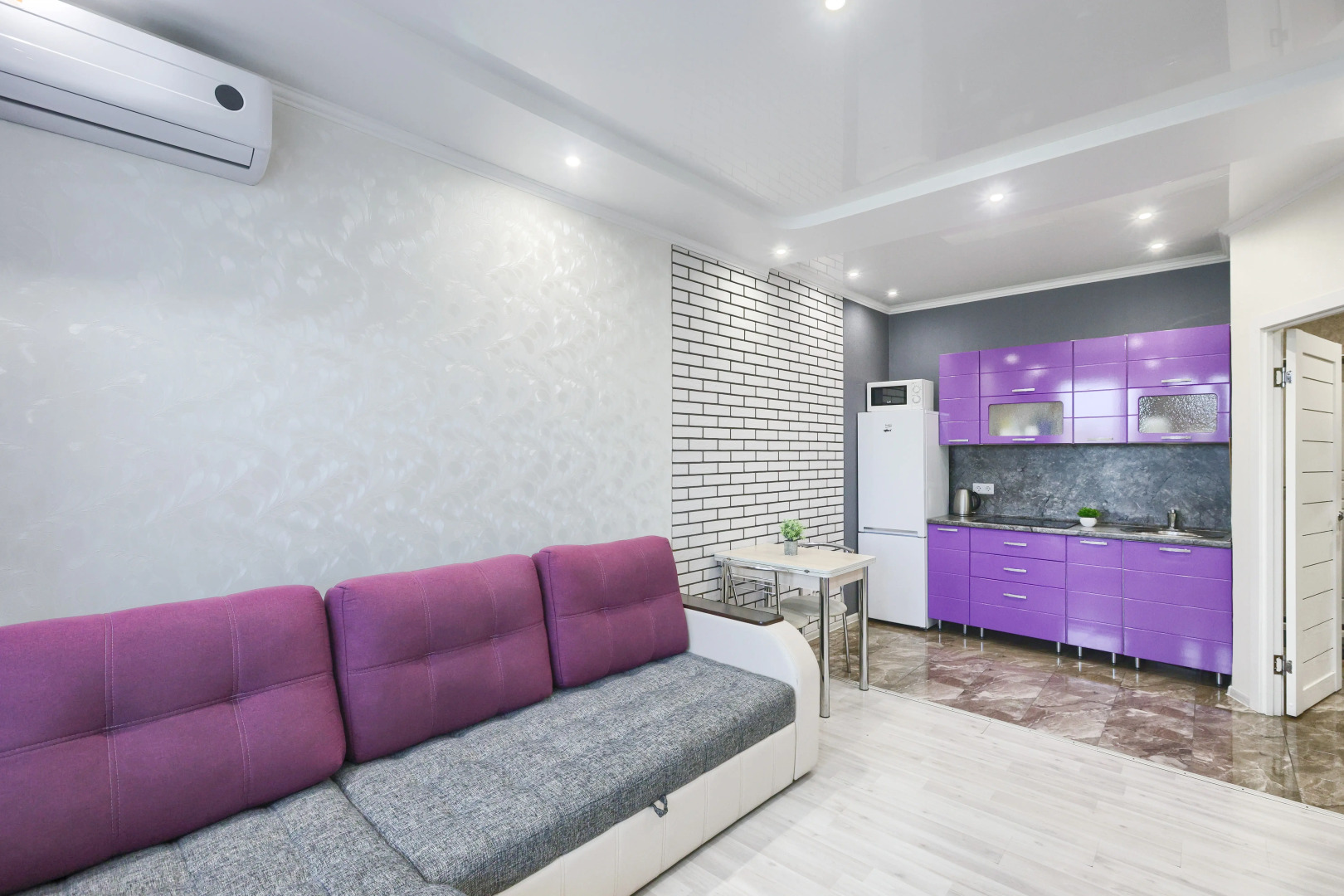 Апартаменты Apartement De Luxe - Violet