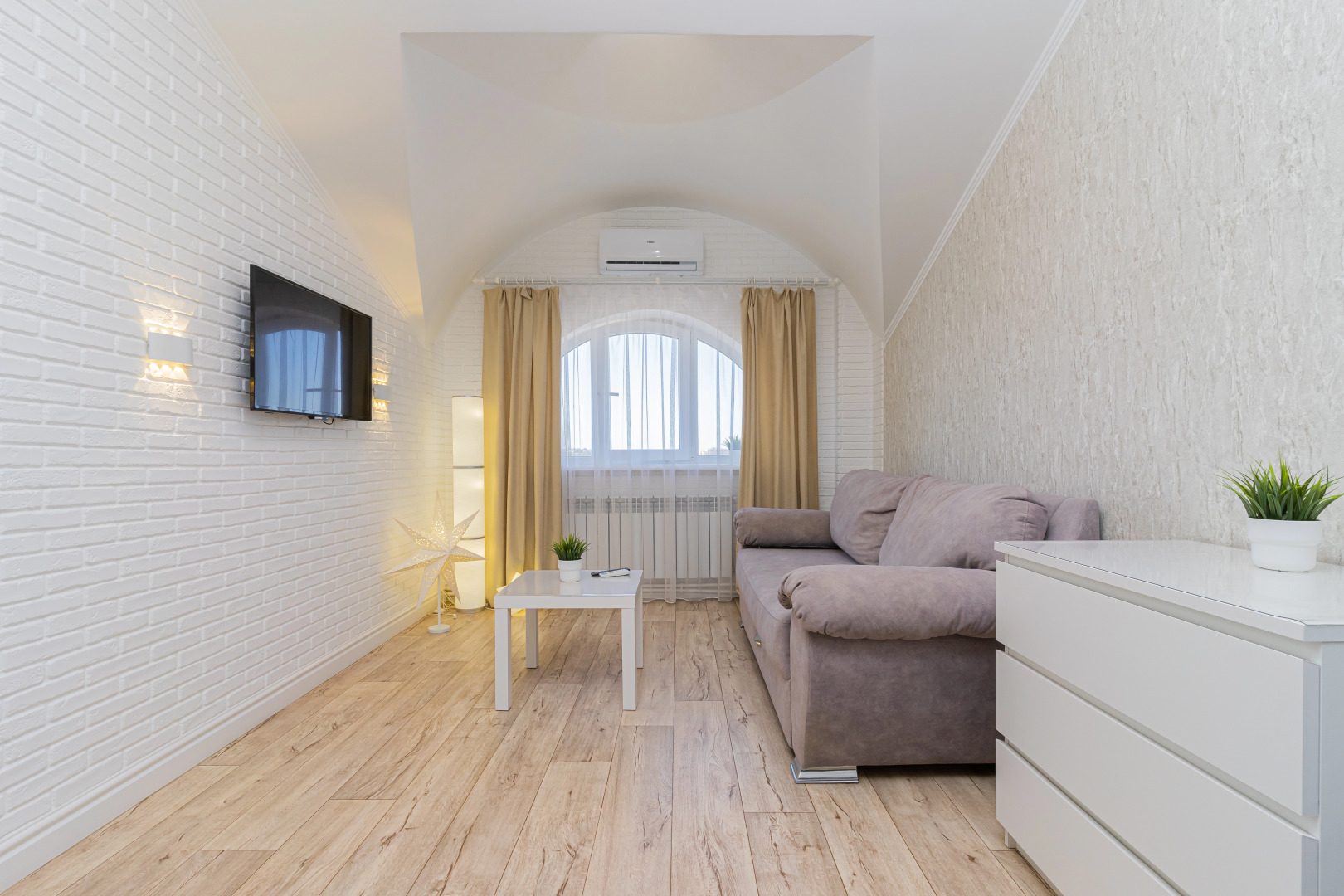 Квартира ЛЮКС Посуточно в ЖК Столичный