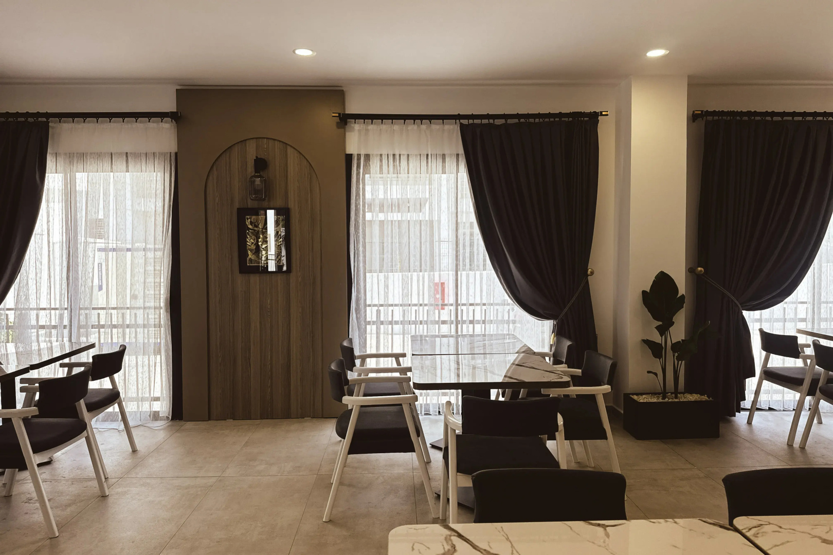 Dorana Art Hotel