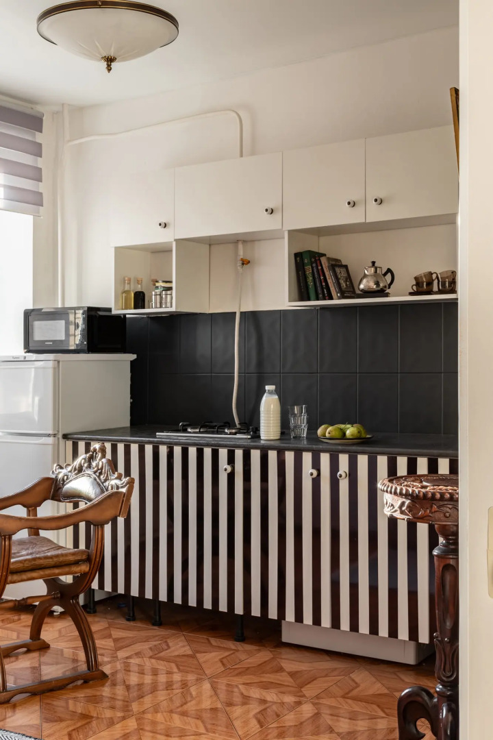 Квартира изысканная с авторским искусством пешком до Красной площади