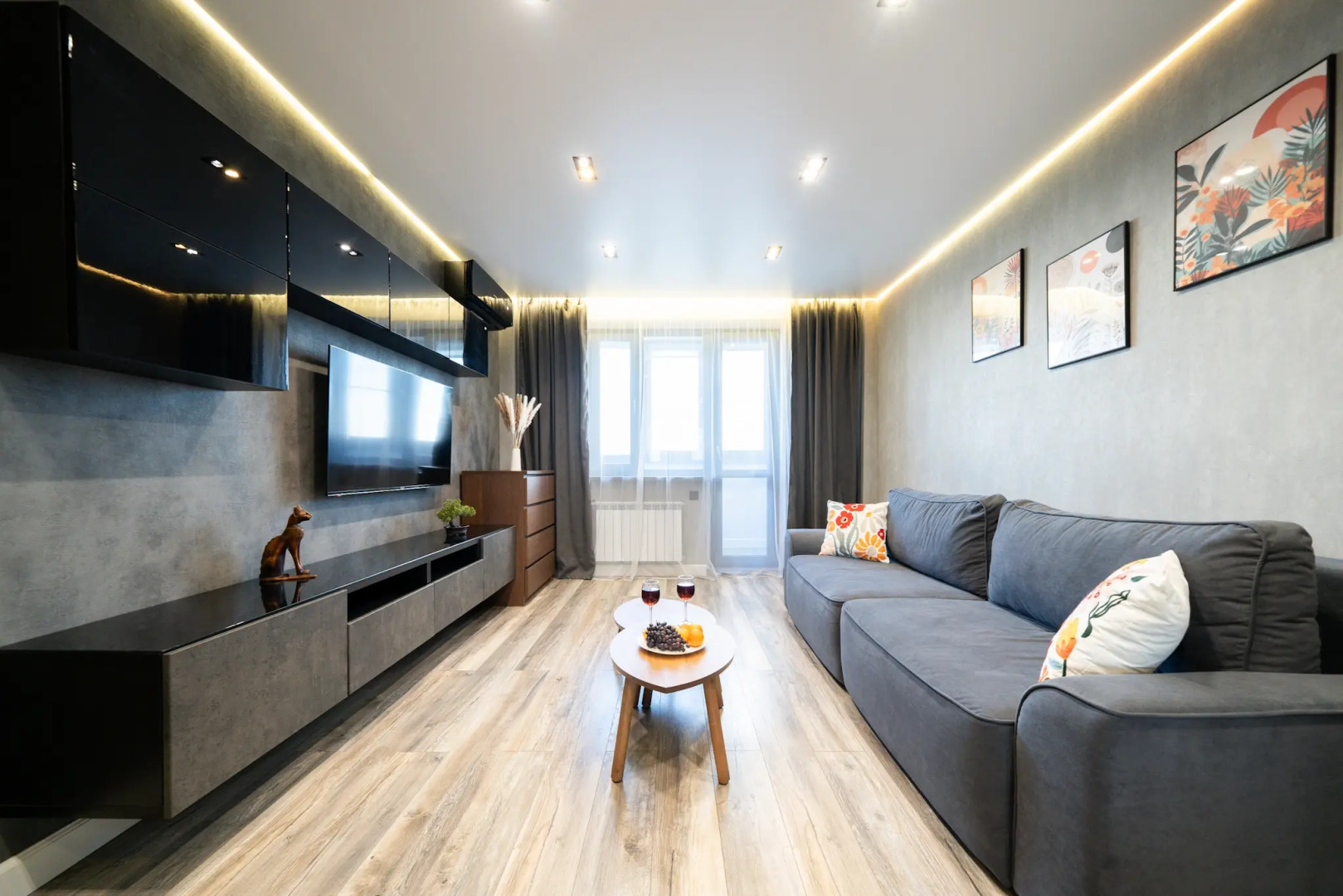 Квартира Стильная двухкомнатная квартира Natali apart на метро Пражская