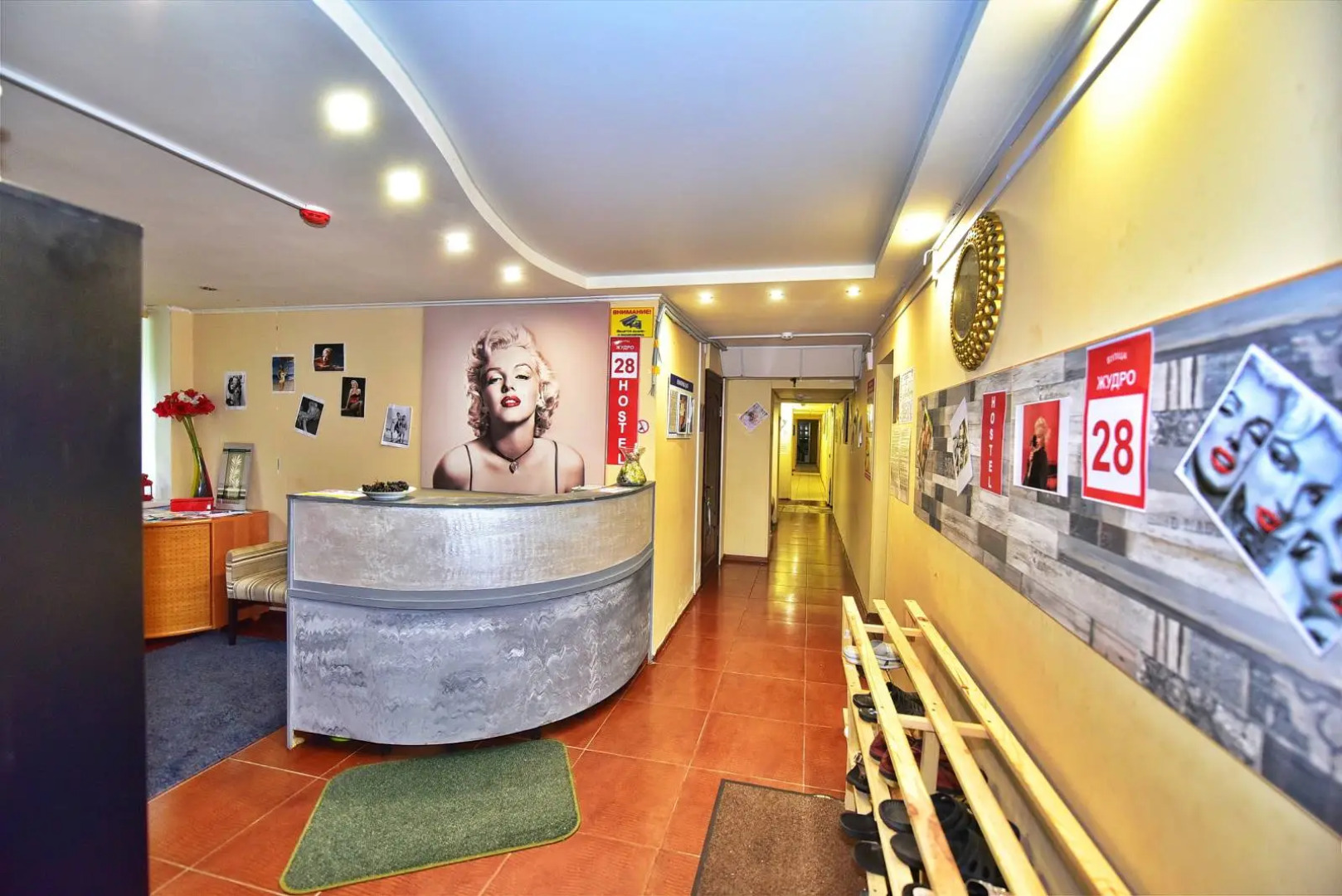 Хостел МОНРО