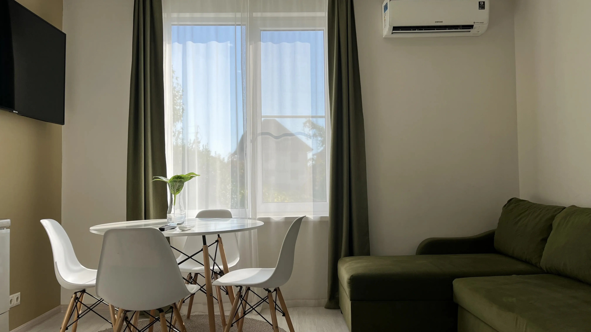 Квартира Уютная Трехкомнатная в Спальном Районе