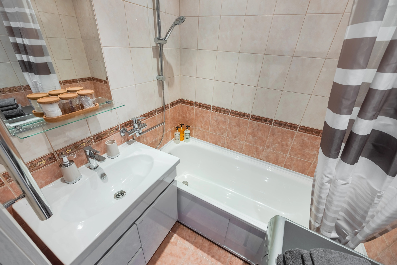 Апартаменты двухкомнатные Prudius Apart у Лахта центра