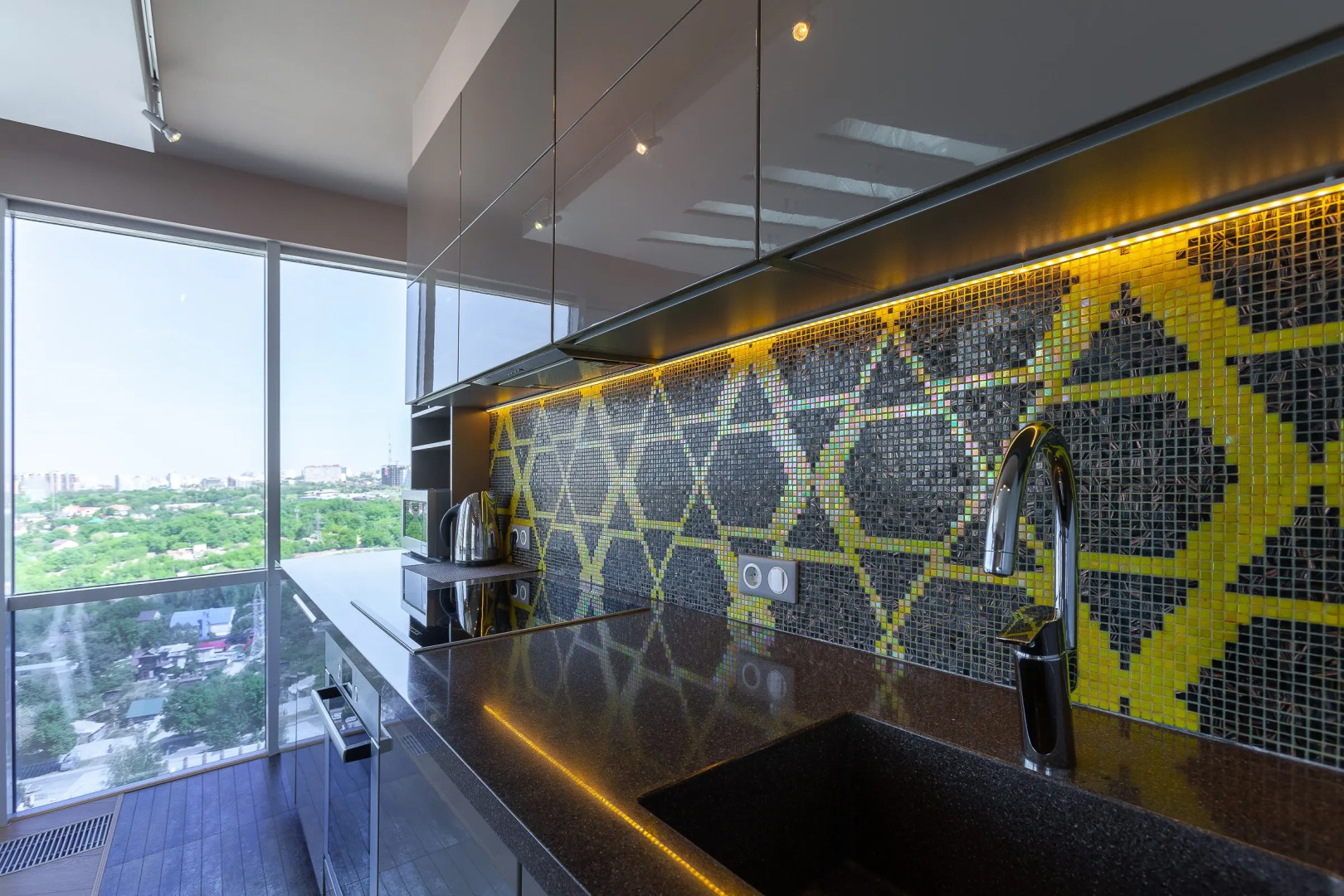 Апартаменты с видом на Волгу и город