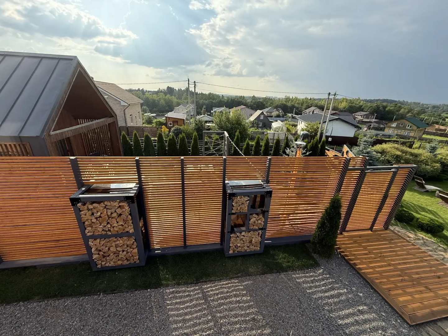 Частный дом Hill House Positive