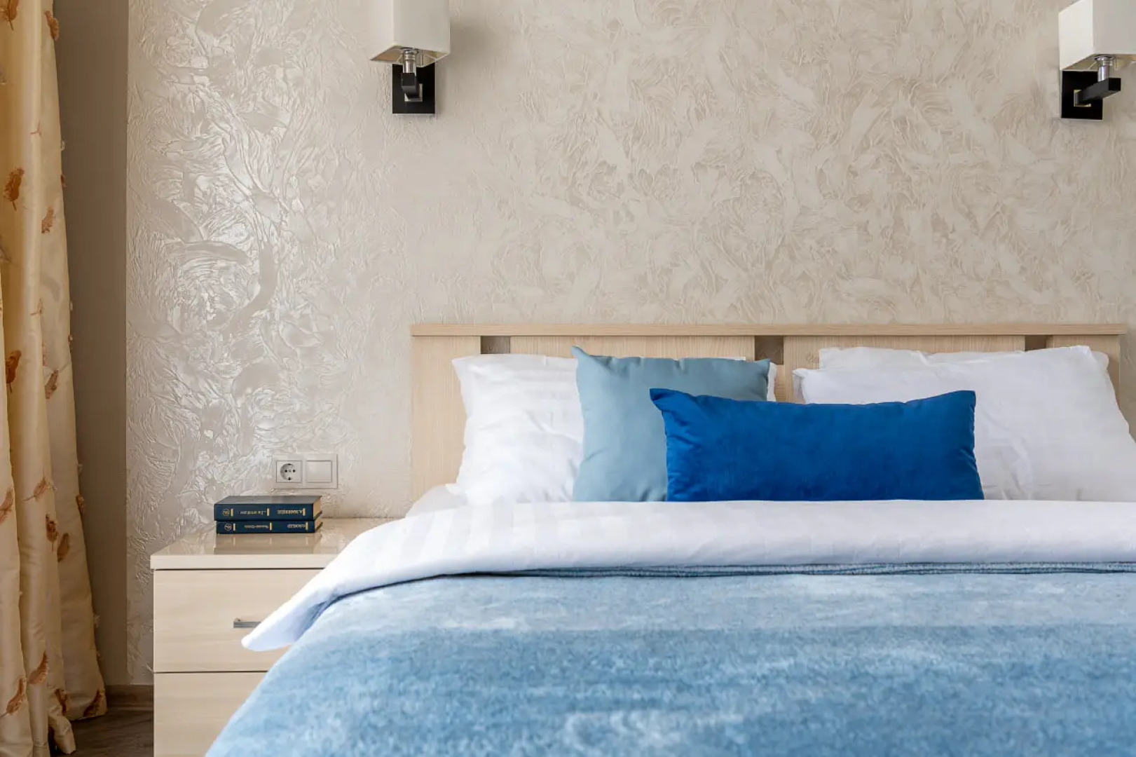 Апартаменты Apart VL на набережной с видом на море