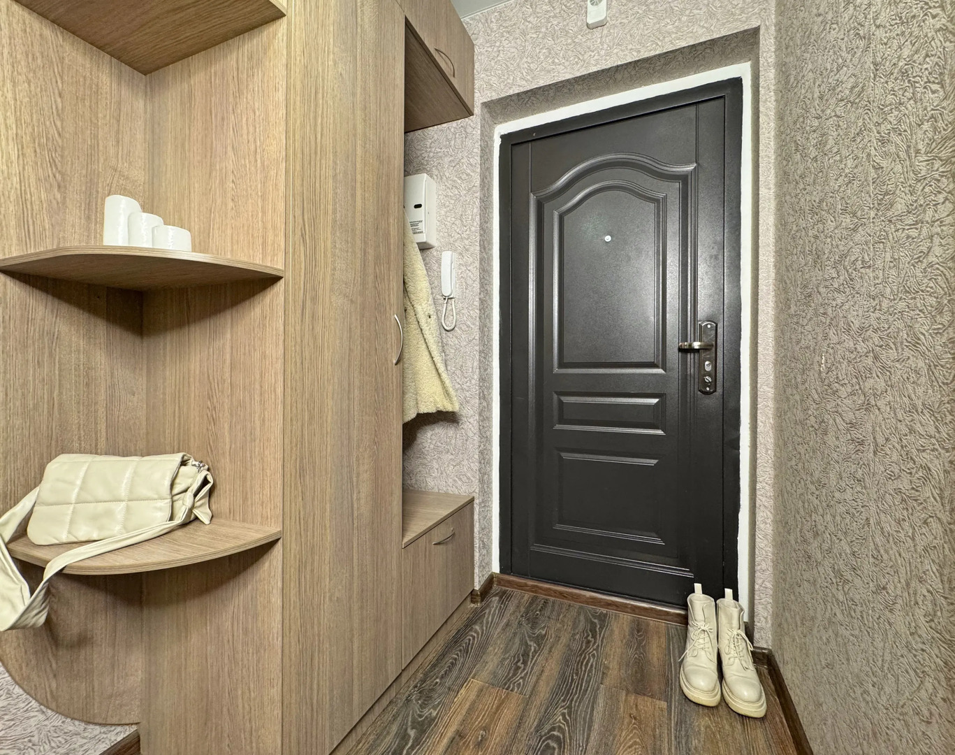 Апартаменты «Атмосфера» | Монро— Качество Без Наценки