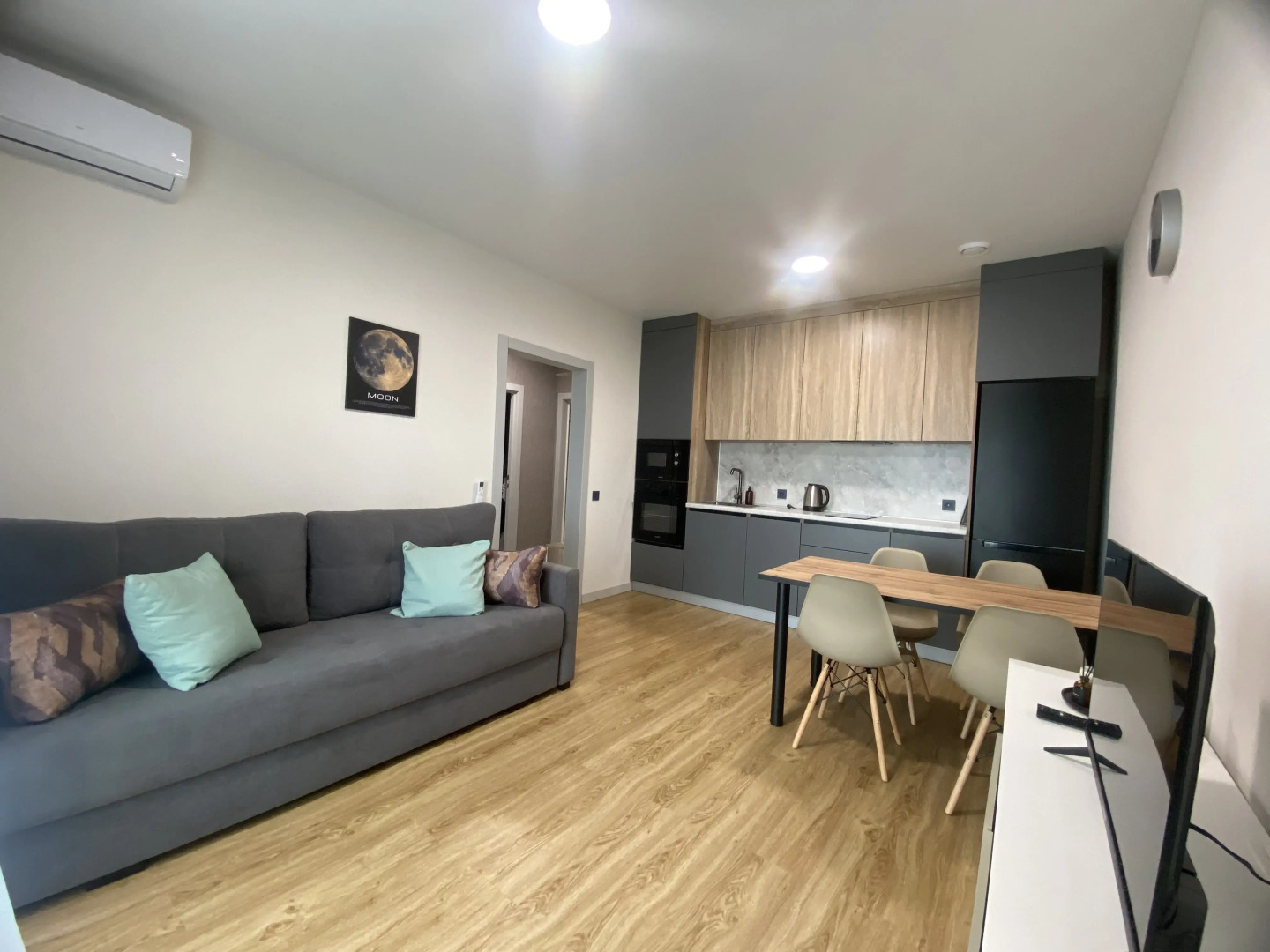 Квартира на Центральном проспекте города 17 этаж