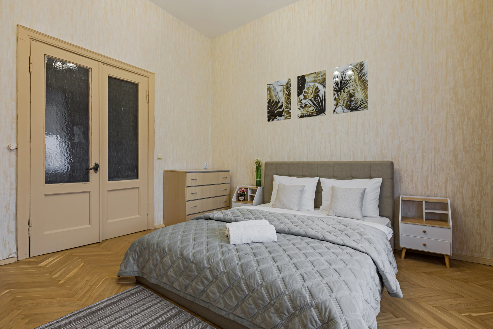 Апартаменты в центре рядом с Динамо и ТЦ Столица