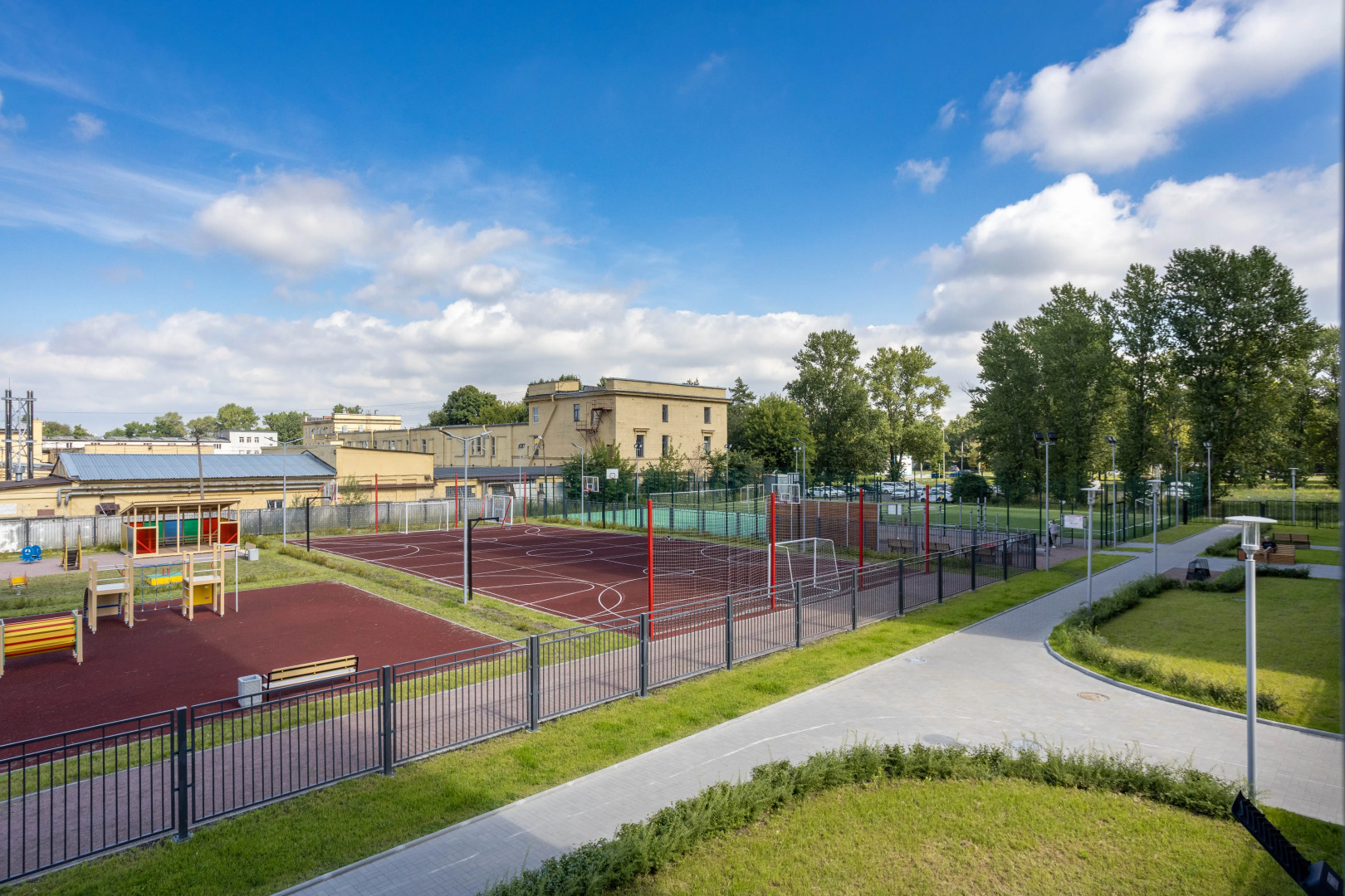 Апартаменты Просторная квартира у Парка Победы