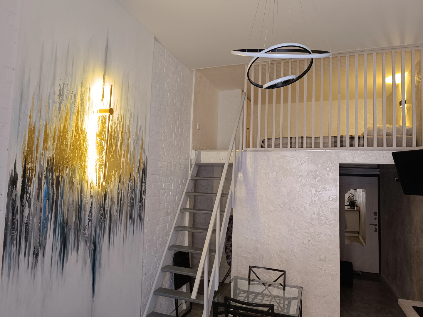 Квартира Двухуровневая в центре возле набережной